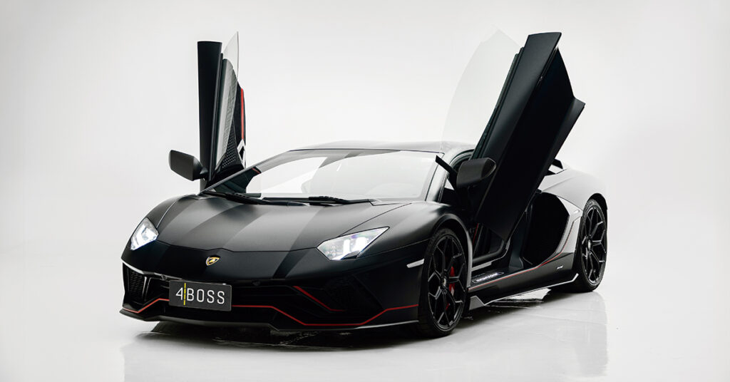 Lamborghini Aventador LP 780-4 Ultimae_4Boss 01.1.jpg