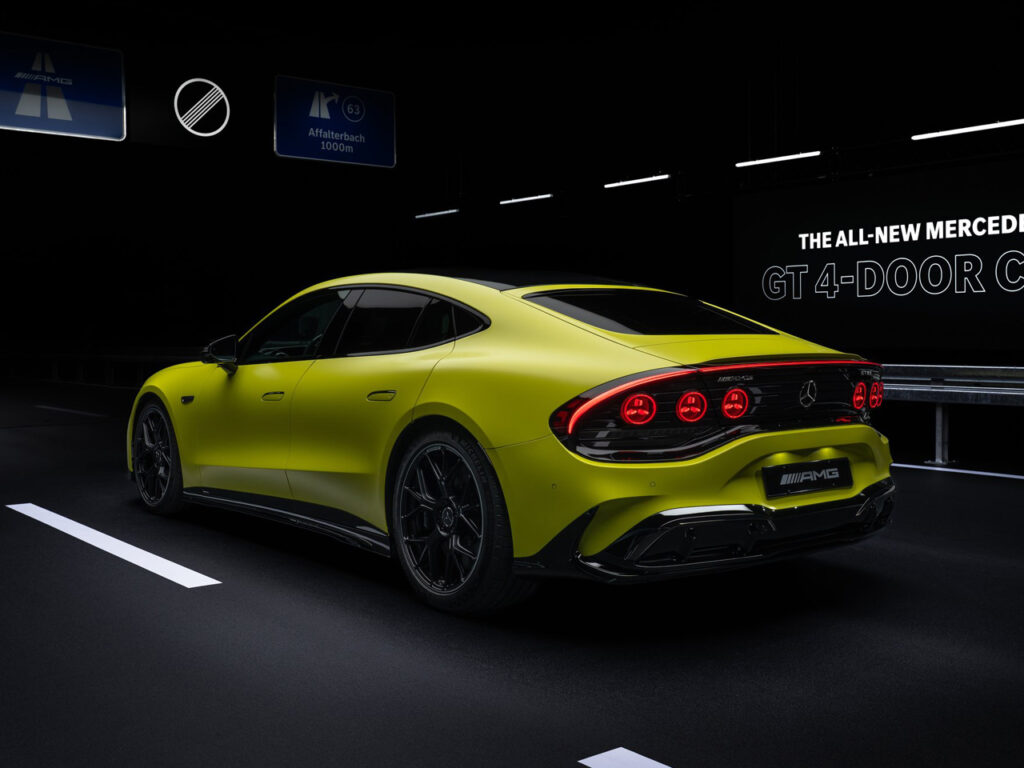 Mercedes-Benz AMG GT 4 portas - 4Boss_09