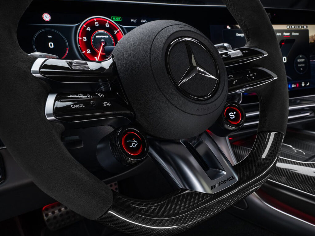 Mercedes-Benz AMG GT 4 portas - 4Boss_15