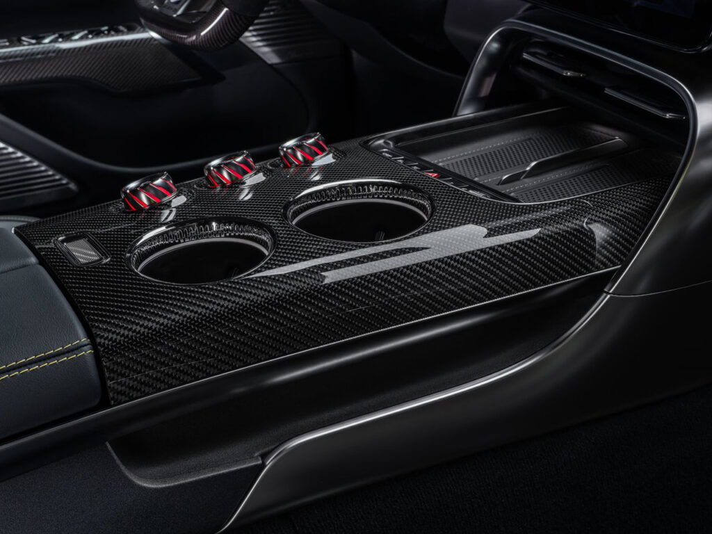 Mercedes-Benz AMG GT 4 portas - 4Boss_16