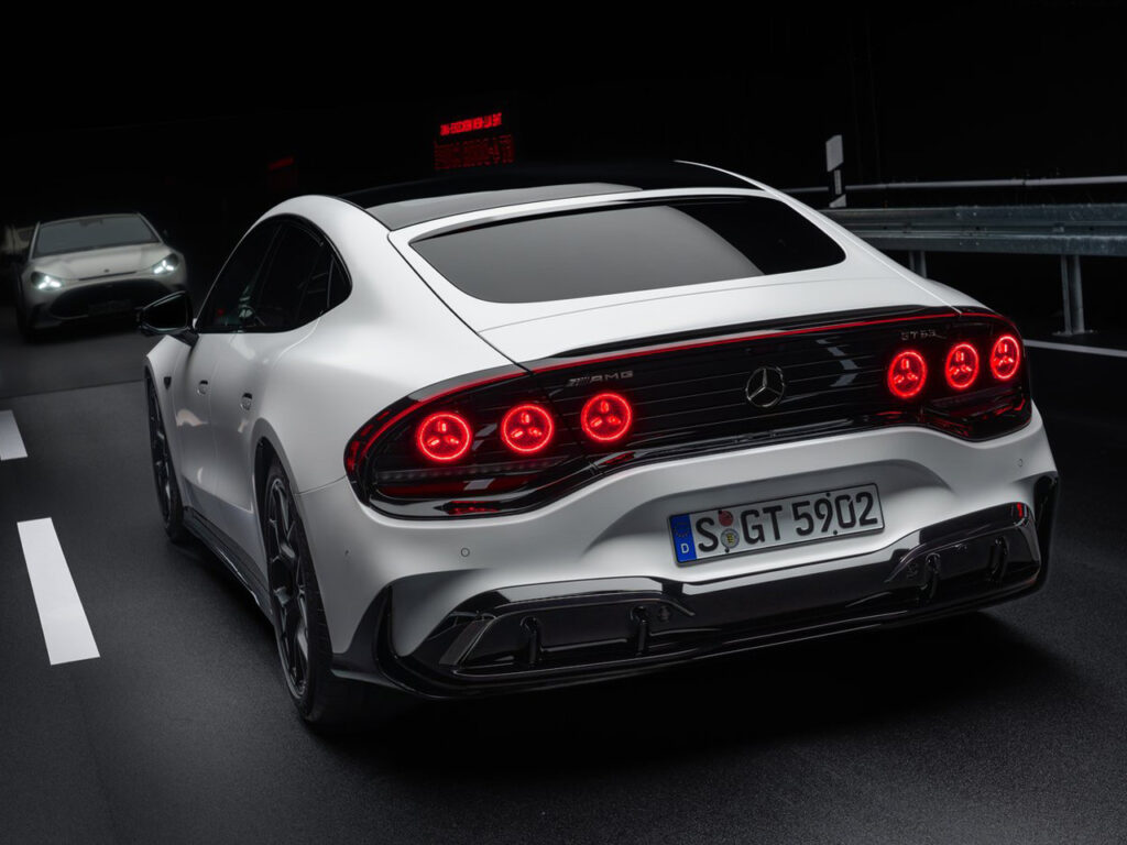 Mercedes-Benz AMG GT 4 portas - 4Boss_31